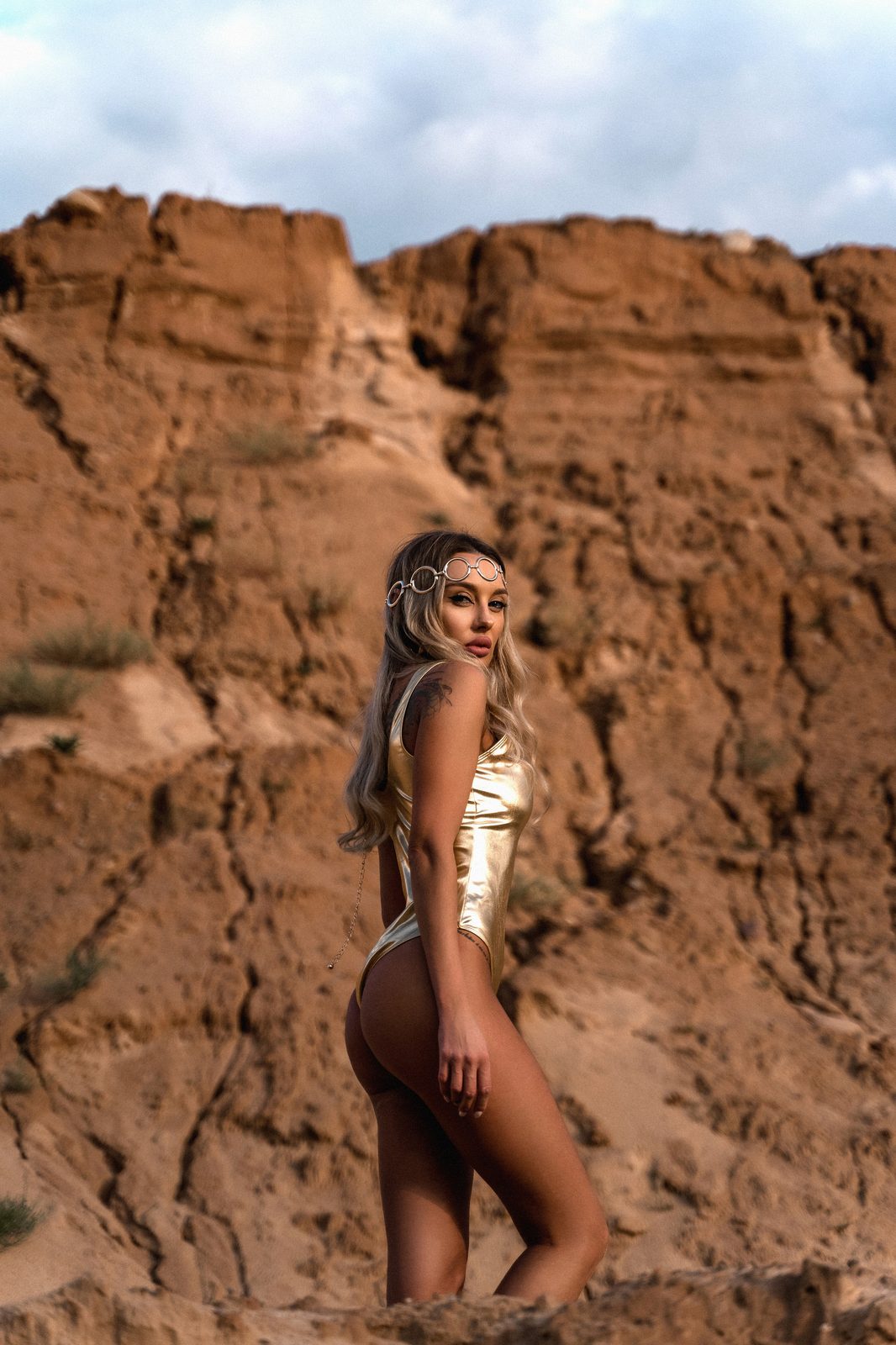 Golden Sand — Yulia Phantom