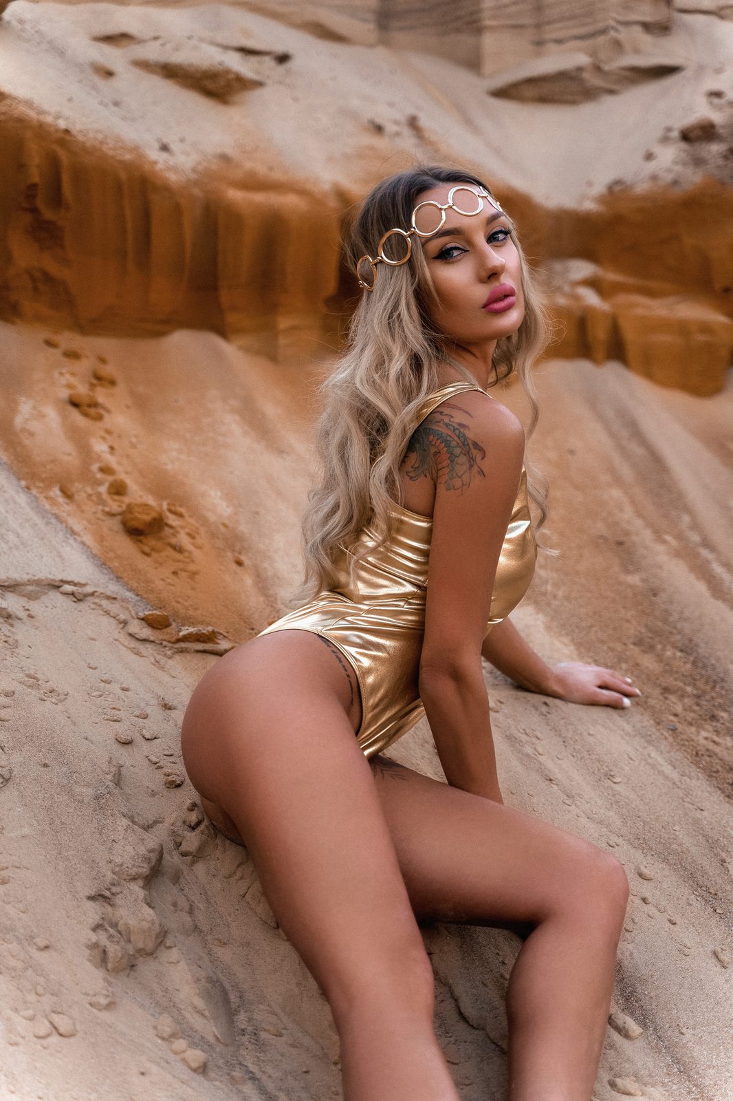 Golden Sand — Yulia Phantom